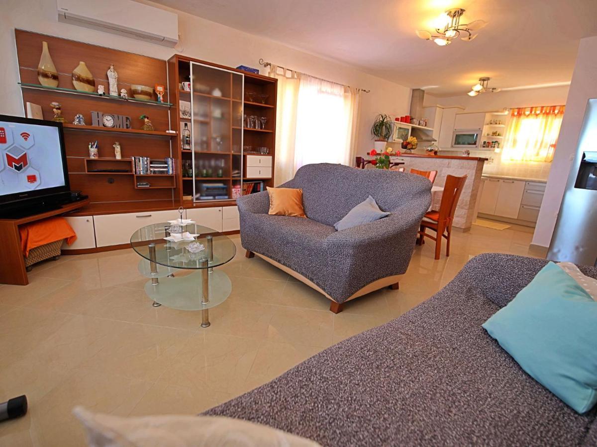 יאנוב Holiday Home Damjanovic By Interhome מראה חיצוני תמונה